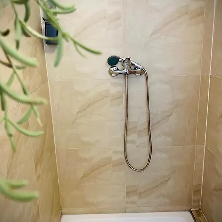 Ultracentral Studio 1 Apartment